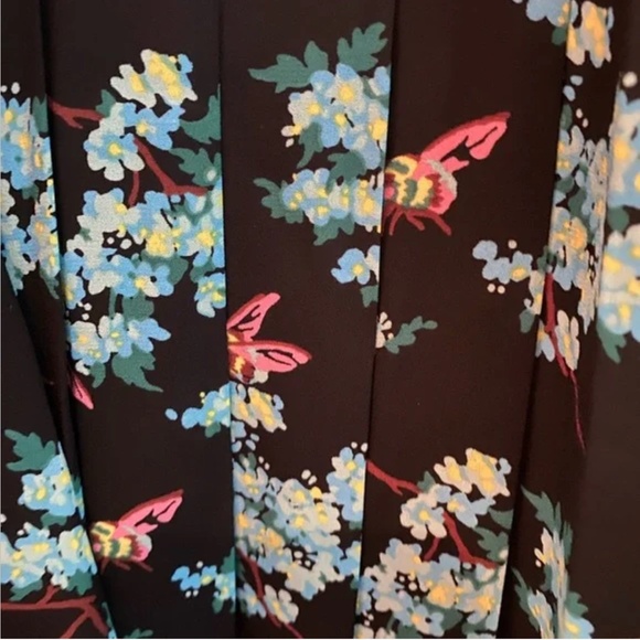 J. Crew Pleated Midi Skirt in Botanical Bees - Picture 8 of 8